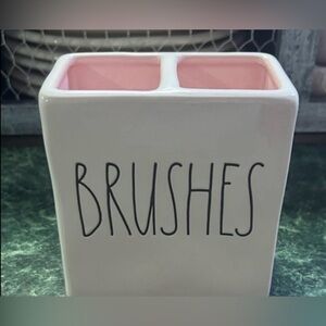 ༆Rae Dunn “Brushes” Tooth Brush or Makeup Brush Holder༆